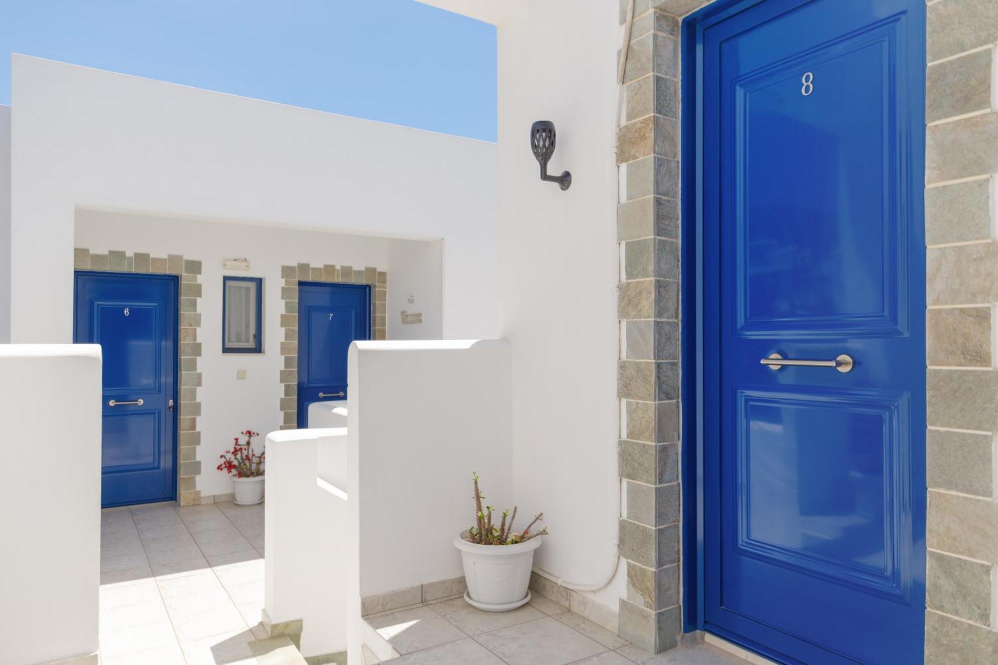 Nissea Studios - πρώην Dora 2 Studios - Batsíon Exterior foto